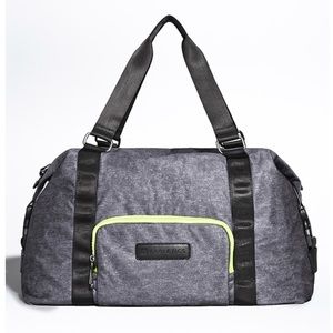 Fabletics “The true gym bag Duffle”
